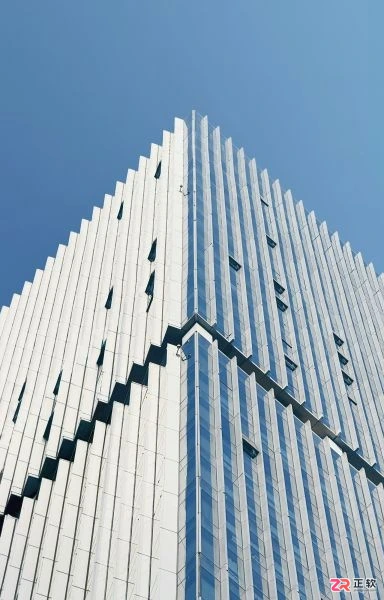 Luminar Neo扩图与导出格式详解:支持智能扩展但不支持矢量图