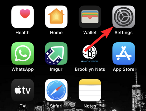 如何在 iPhone 上添加眼镜到面容 ID?