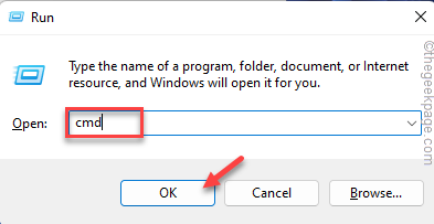 如何解决 Windows 11 任务栏上方出现透明矩形框的问题?