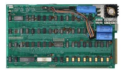 罕见的第一批 Apple-1 在拍卖会上拍出超过 250,000 美元