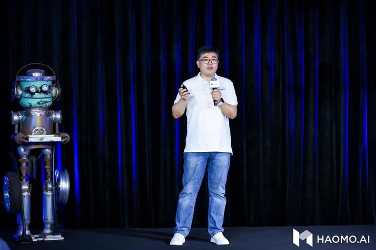 毫末超算中心官宣：满足千亿参数大模型，数据规模100万clips，训练成本降低200倍