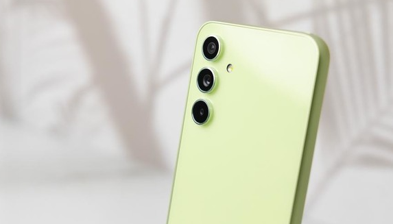 夜晚也绝不模糊——Galaxy A54 5G的强大夜间模式