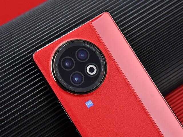 vivoXFold2的拍照表现如何？拍照评价