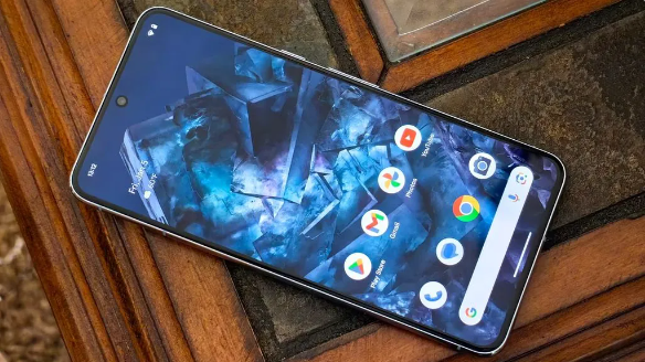 谷歌Pixel 8系列贴心上线:贴膜即启屏幕保护模式,触控体验再升级