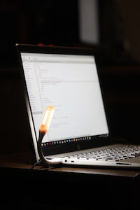 Python语法的魔法:代码变身魔法
