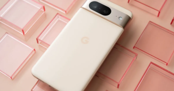 谷歌Pixel 8将迎Gemini Nano模型,新增两项AI功能