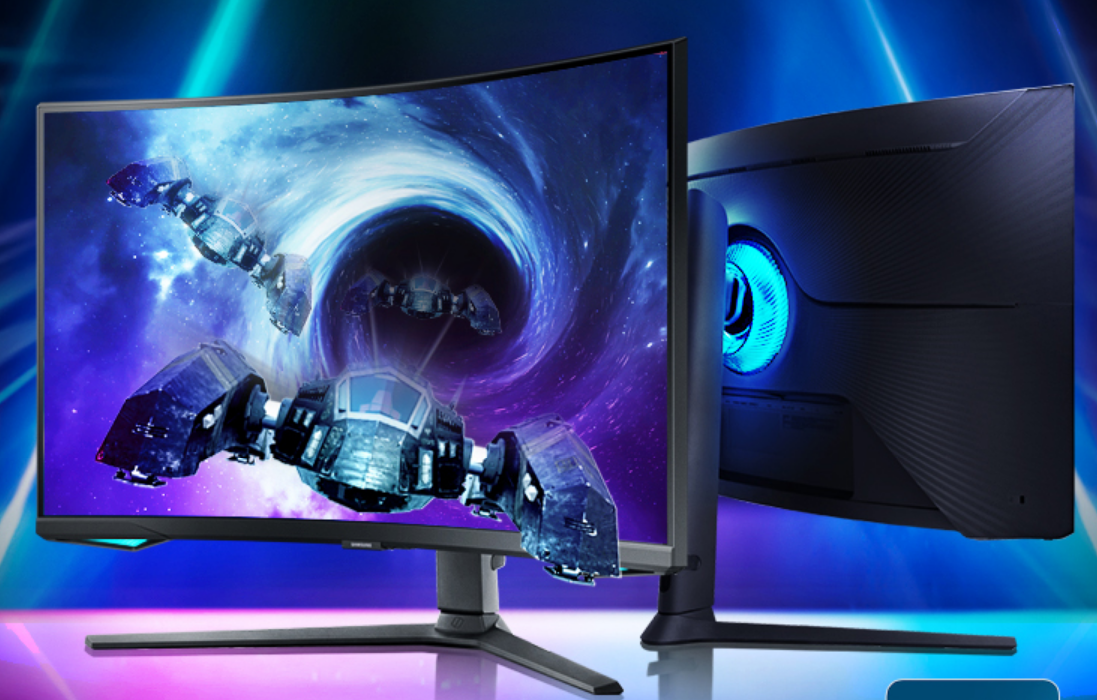 4K Mini LED:三星 32 英寸曲面显示器 3499 元 3 期免息