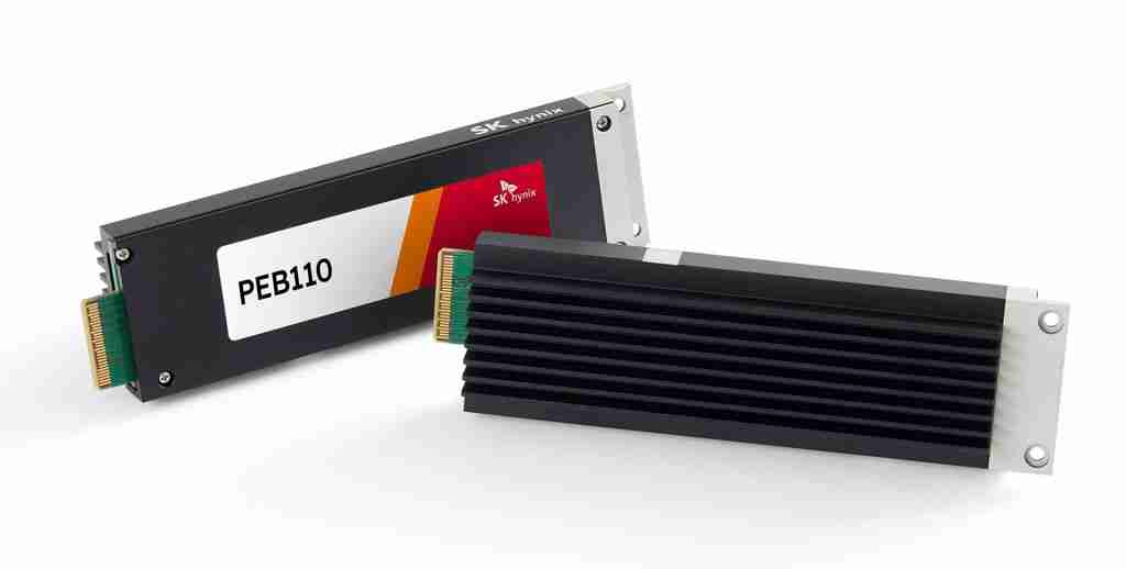 SK 海力士面向数据中心发布 PEB110 SSD:传输速度 32 GT/s、最高 8TB,较前代性能翻倍、能效提升 30%,首次部署 SPDM