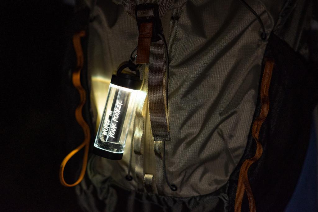  波奇客萤火虫 EDC 随行灯评测：应用场景丰富，多种使用模式切换 