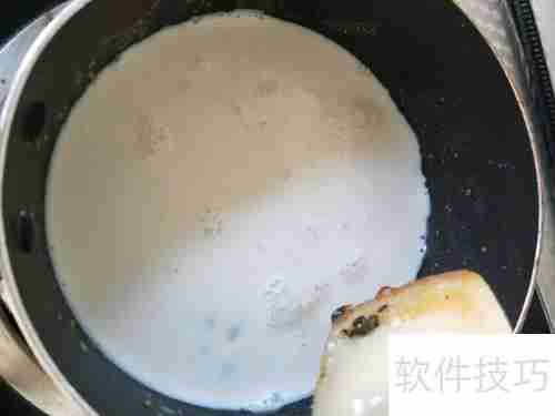 健脾豪华版奶茶：温暖脾胃的秋冬饮品选择