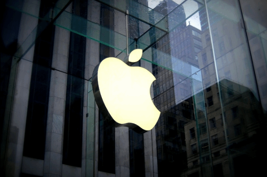 断层式碾压！iPhone17系列出货量近2600万：是小米17系列6倍