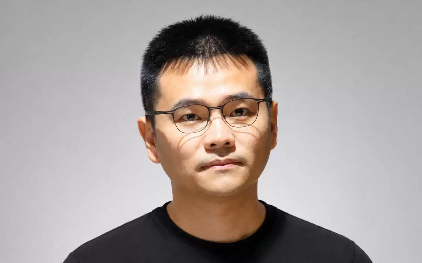 14.9克的AI眼镜,Moonix的极简硬件哲学|AI Founder 请回答