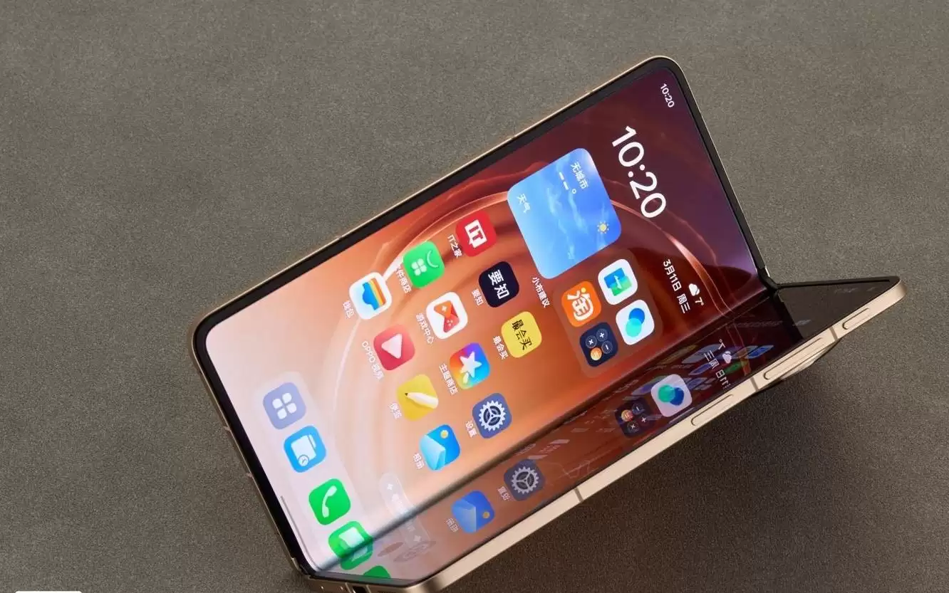 消息称苹果iPhone Fold和竞品阔折叠将采用“无痕铰链”方案