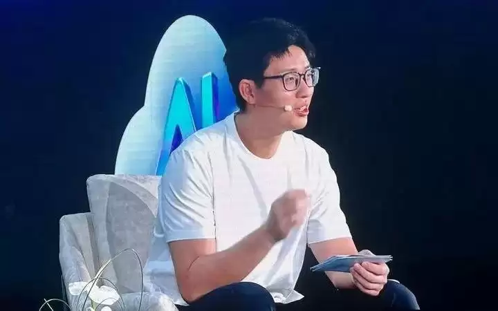 腾讯汤道生对话姚顺雨：你觉得为啥外界觉得咱在AI上慢了