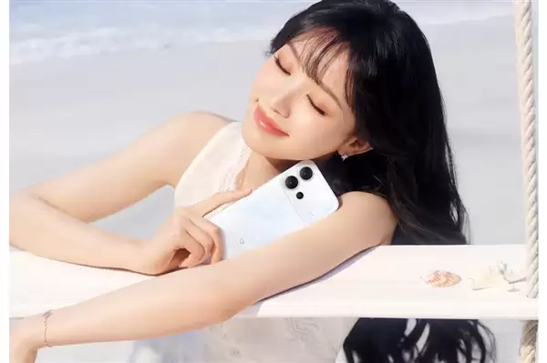 最强Live神机！一图读懂vivo S60系列：2899元起