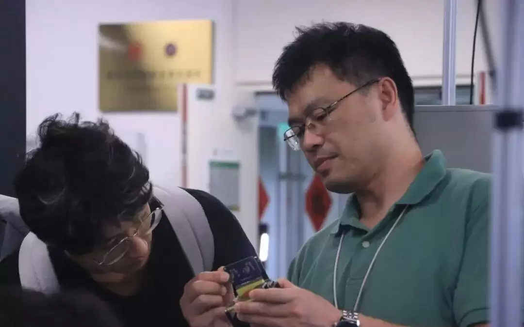 复旦这门AI大课，让自动驾驶梦想“跑”起来