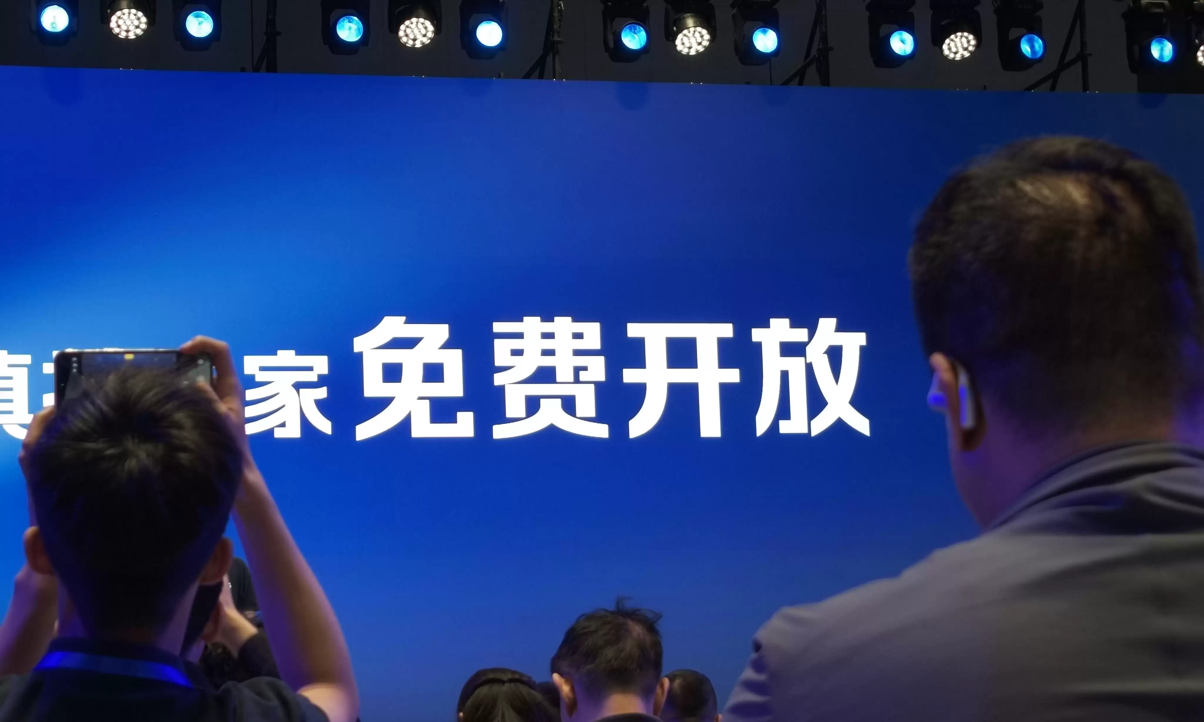1290万人的高考结束了,AI的考试才刚开始