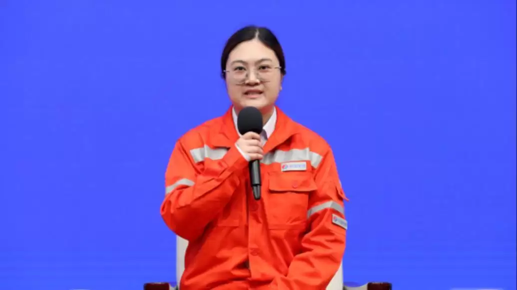 国新办见面会答澎湃丨中国电建陆泓波:做科研成果转化,不是简单把实验室样品放大