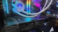 玩家RTX 5080差点被快递员私吞 彪悍母亲怒斥夺回