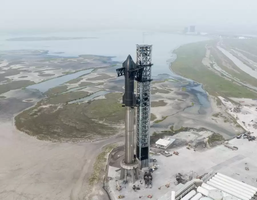 马斯克豪言SpaceX到2030年营收破万亿美元，高盛、大摩预测仅3300亿~4700亿