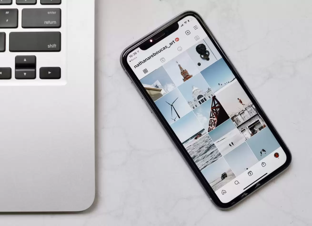 苹果 iPhone 手机可以正常充电但无法被电脑识别怎么办？