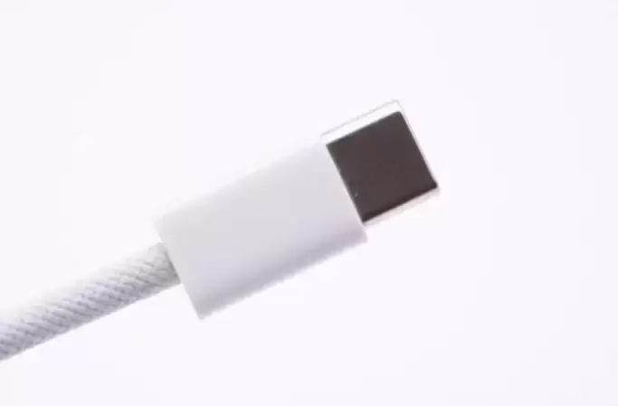 所有USB-C数据线都可以给iPhone 15充电吗?