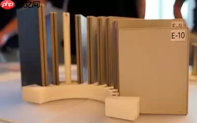 三星Z Fold 8研发内幕曝光:超500款手工模型测试