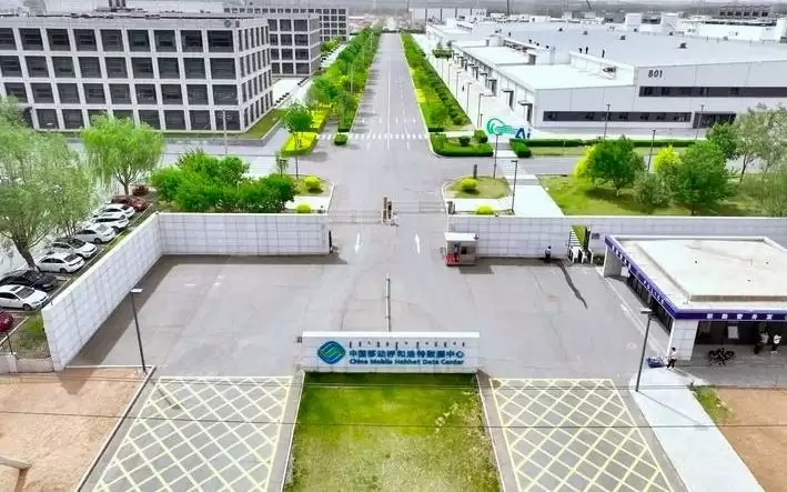 算力狂奔的年代，AI开始跟人类抢水喝？