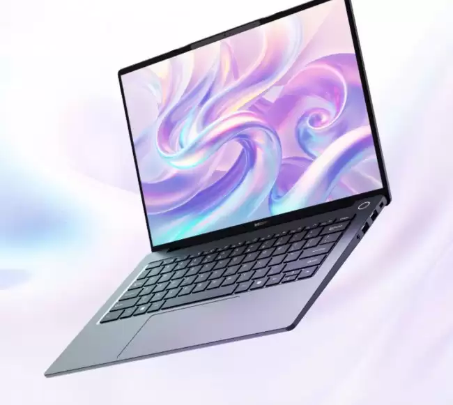 机械革命无界 14 SE 笔记本新增“R7-7445HS + 16G + 512G”版本 4499 元