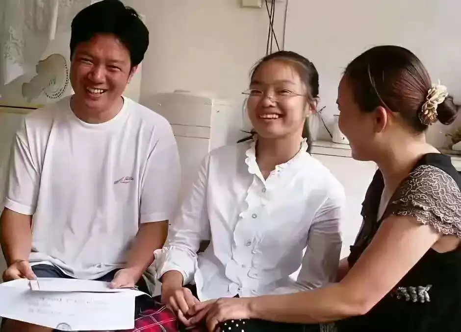 非典型学霸王虹:在北大数院“勉强活下来”的女孩,凭什么是她拿菲尔兹奖?