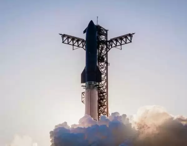麦格理：重申SpaceX目标价250美元，核心投资逻辑未变