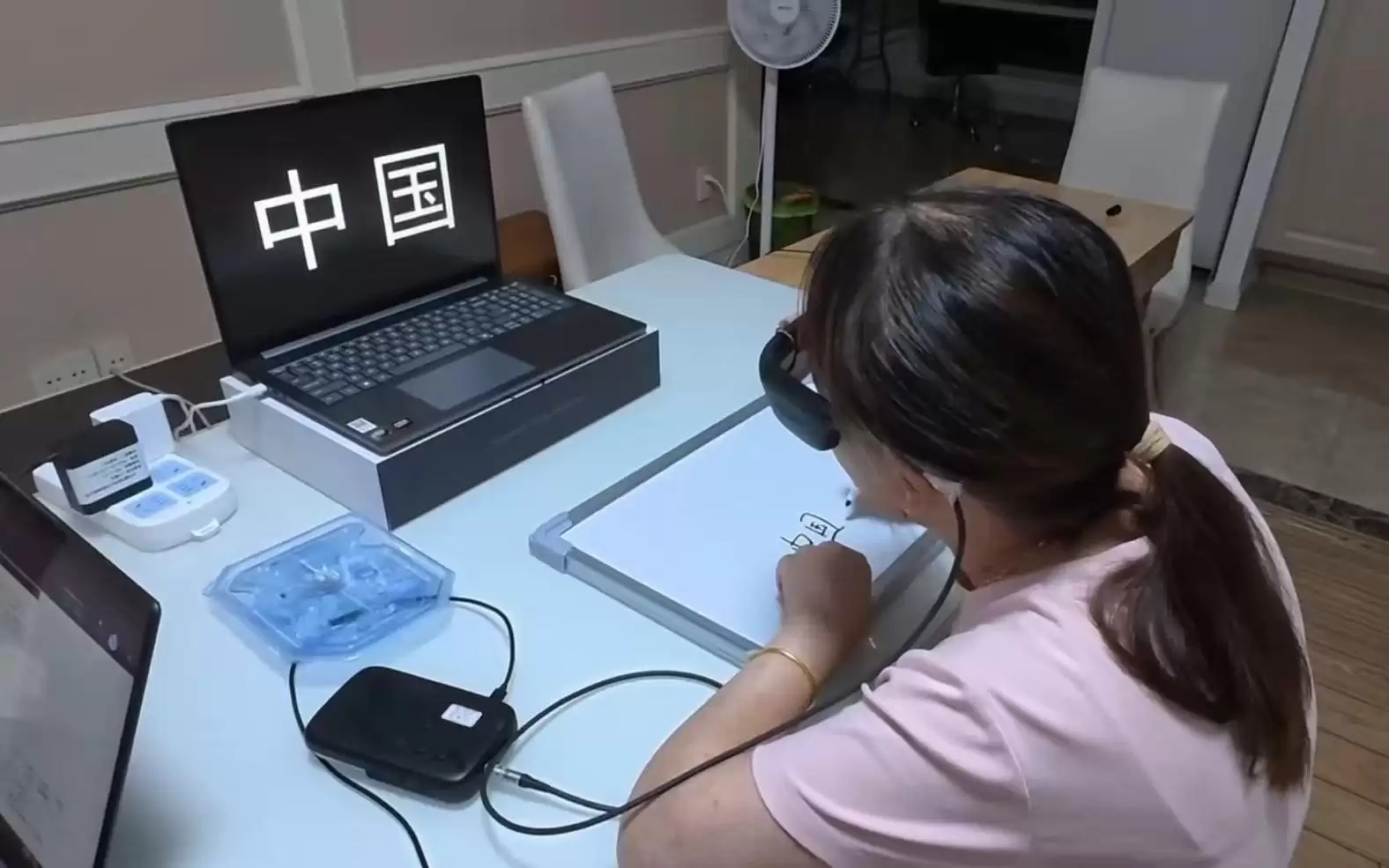 从“看见光”到“写中国字”:暖芯迦视觉脑机接口临床应用取得新进展