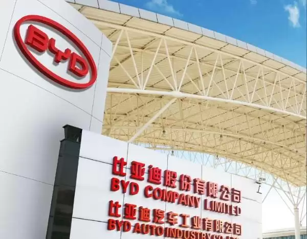 比亚迪：公司闪充技术及一众车型发布以来，订单饱满