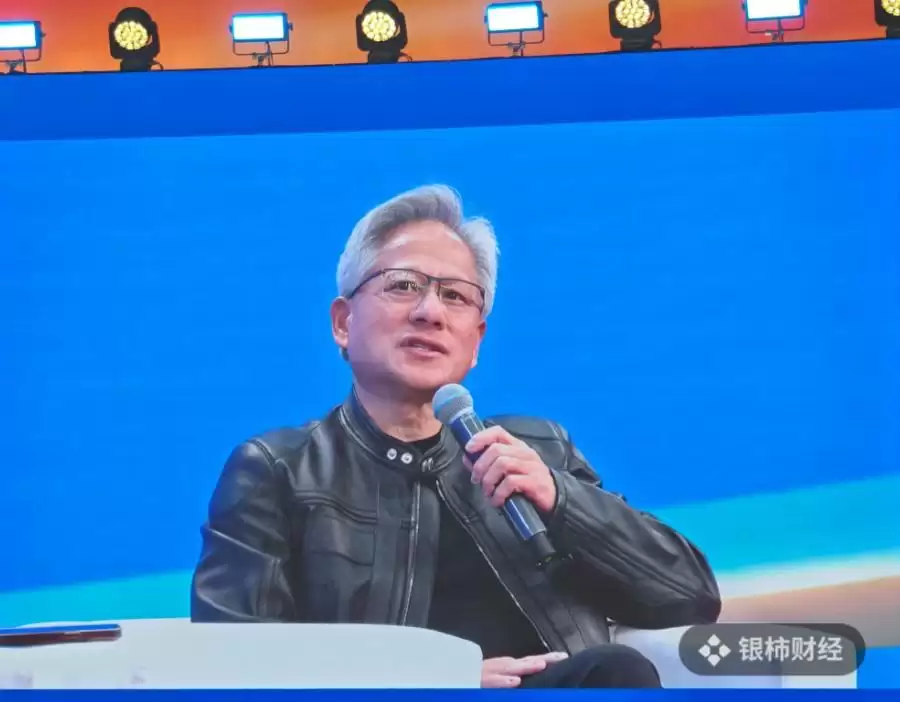 SIGGRAPH主题演讲：英伟达勾勒图形与物理AI的新时代蓝图
