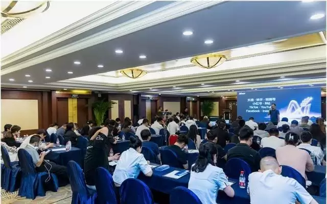 麦耘AI新品举行发布会 探索AI赋能企业增长新路径