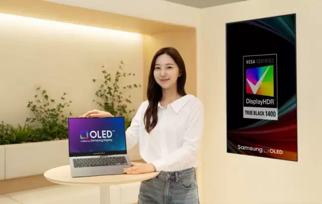 三星显示全面(G-Y) VESA DisplayHDR True Black 1400 笔电 OLED 面板