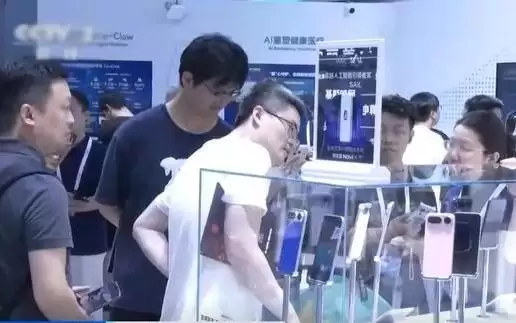 中国AI智能体手机凭什么能抢跑