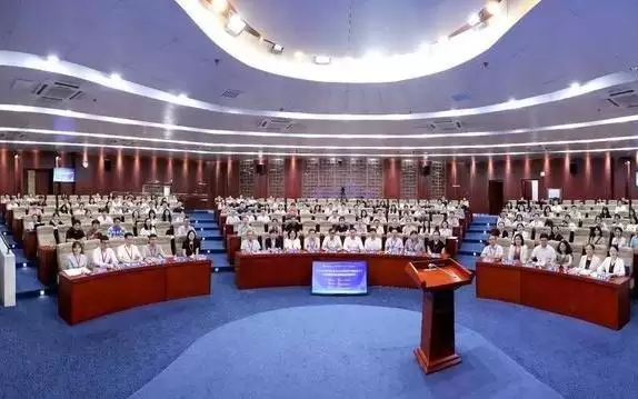 AI怎样改变课堂？全国60余所高校开了一场研讨会