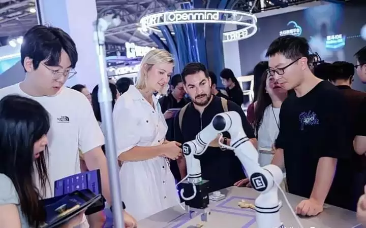 一目科技WAIC 2026:填补物理世界与智能系统之间缺失的那一层