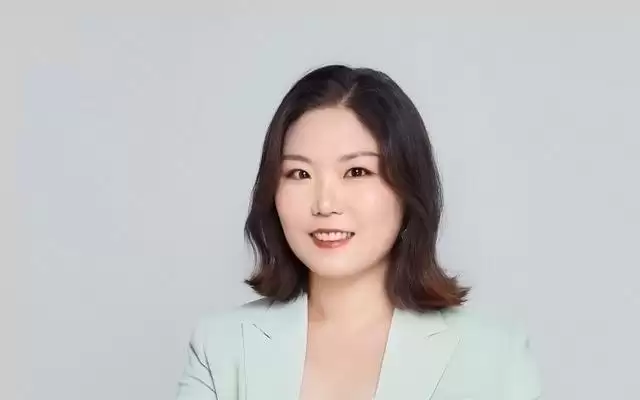对话超级个体｜3个人+AI，如何做一家影视公司？