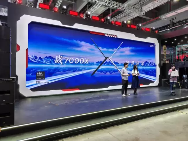 联想来酷斗战者发布战 7000X 游戏本：轻约 1.99kg 薄约 18.95mm