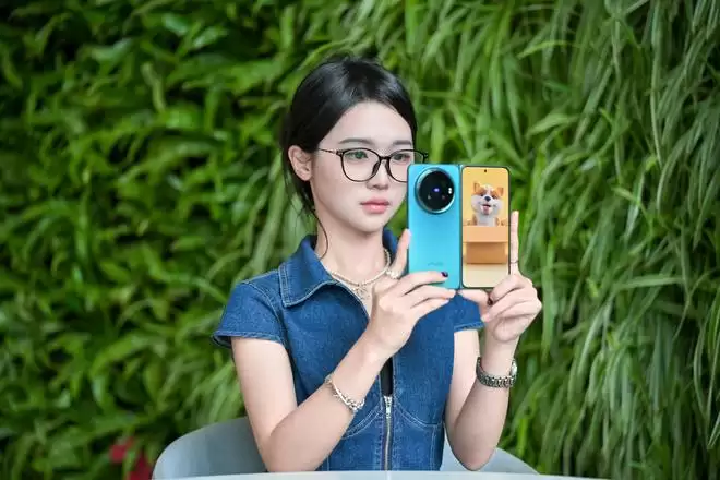 vivo X Fold6体验:极客眼中的「完全体折叠屏」