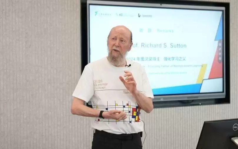 图灵奖得主萨顿在上海创智学院开讲：保持野心与谦逊