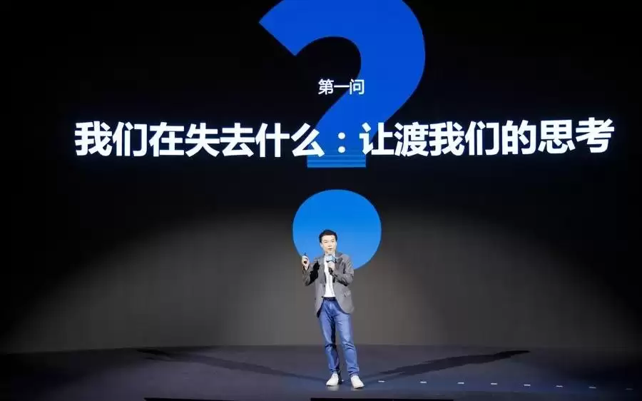 今天的大模型，更像是在做梦？当AI越来越像人，人类又该如何定义自己
