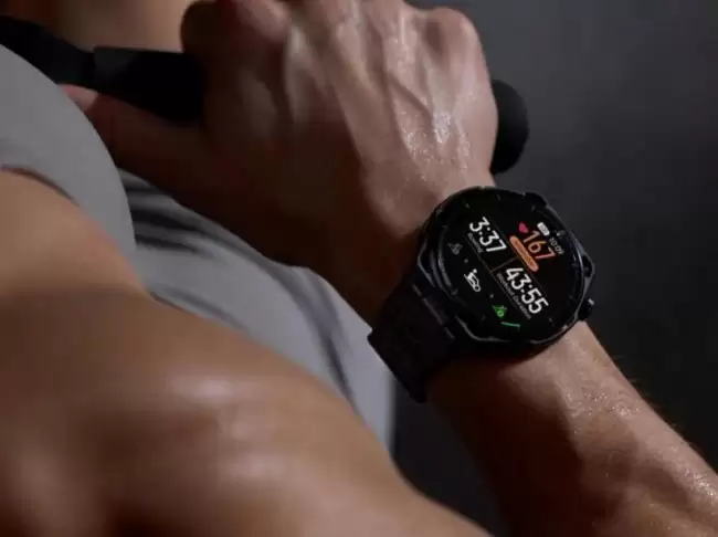 华米 Amazfit Balance 3 智能手表发售:3000 尼特 AMOLED 面板、至高 21 天续航 2499 元