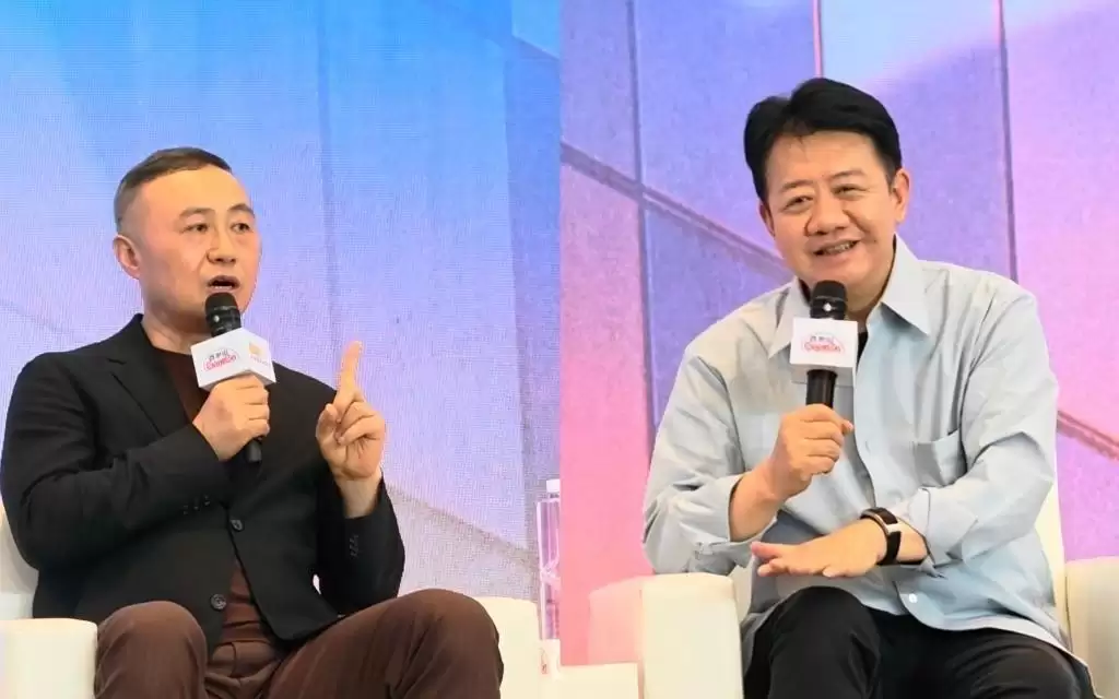 学者刘擎对话电影人王长田:AI时代“最值钱”的还是人